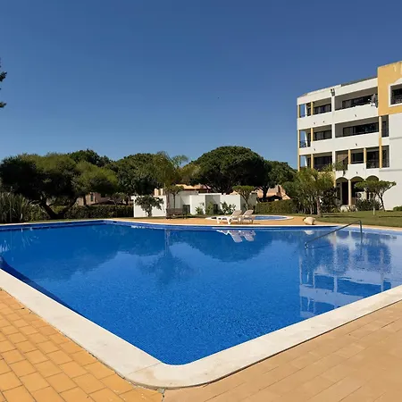 Apartment Apartment Topazio In Vilamoura With Pool *